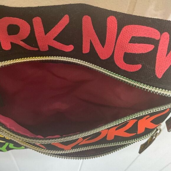 Robin Ruth New York Black All Over Print Purse Cross Body Hand Bag - Picture 3 of 6